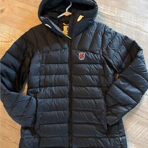 Fjallraven Women’s Expedition Pack Down Hoodie W Black Size Women’s Small